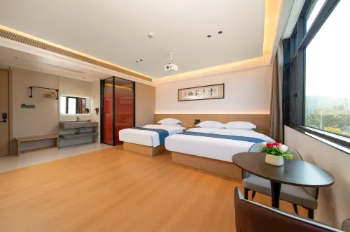 Dongli Holiday Hotel - 2 ดาว