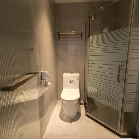 Jingfang X E-Sports Hotel (Dongyang Renmin Road Subway Station)