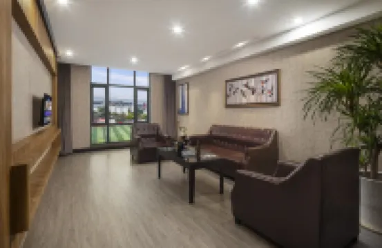 Huasheng International Hotel