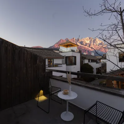 Heyue Moshe Snow Mountain Designer Resort Hotel Hotels near Shuhe Old Town