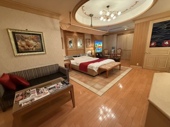 HOTEL MAYFAIR (Adults Only)