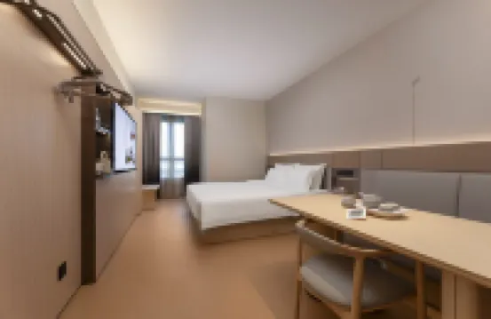 JI Hotel (Yangzhou East High-Speed Railway Station)