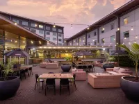 Ibis Auckland Ellerslie Hotels near ASB Showgrounds