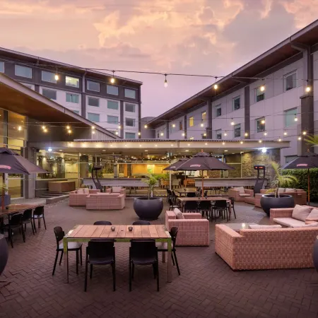 Ibis Auckland Ellerslie Отели рядом с достопримечательностью «Выставочный и конференц-центр ASB Showgrounds»