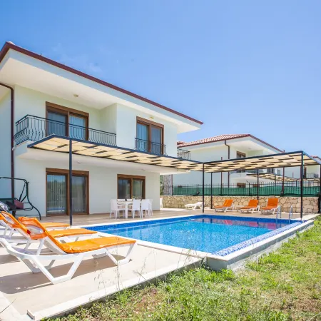 Kuytu Kas Houses
