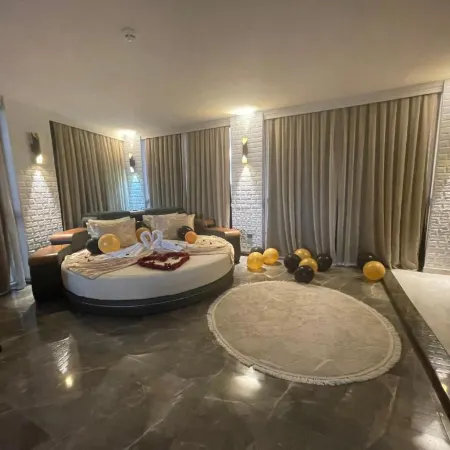 Le Luxe Suites Hotel & Spa