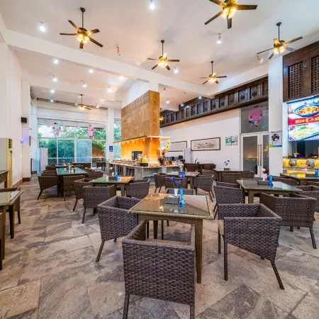 Yunfu Guest House