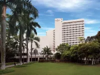 Dorsett Waterfront Subang Lake View Suite Hotels near Kelab Golf Negara Subang