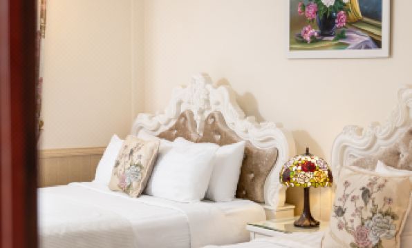 Hoa Sen Vang Hotel Dalat