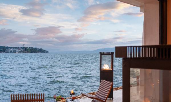 Shuanglang Lunas Litus Hotel