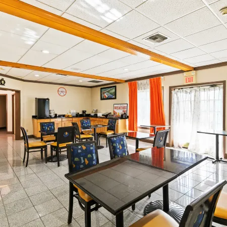 Moonlight Inn Hotel O Hattiesburg, MS
