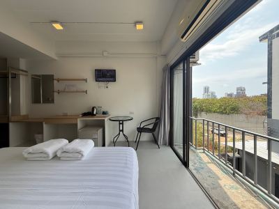 PL Residence Hotel Patamnak Soi 3