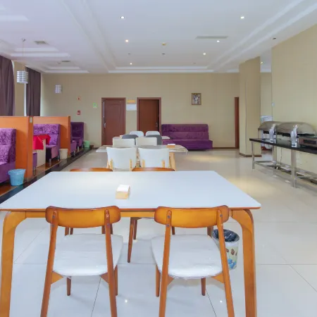 Gulin Jingyue Hotel (Tianli Wine Street Branch)