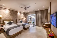 SkkyLight Lords Inn Nanded
