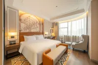 Vienna International Hotel (Chongzuo Tiandeng Marriott Center Branch