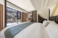 Panda Girl Resort Hotel (Siguniang Mountain Branch)