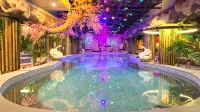 Changbai Mountain Songyue Palace Folk Inn - Hot Springs