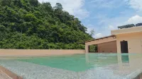 Shanwan Yujing Hotel (Detian Transnational Waterfall Scenic Area) - สระว่ายน้ำบนดาดฟ้า