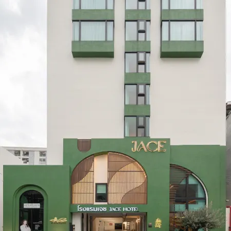 Jace Ratchada Hotel Отели рядом с достопримечательностью «Диндэн»