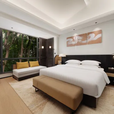 Qingcheng Yunhai (Rich-Selenium) Hot Spring Resort Hotels near Huaxikunchong Museum