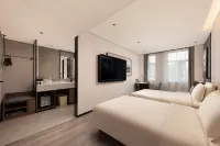 Urumqi International Grand Bazaar South Gate Subway Station Atour Hotel - ที่มีที่จอดรถ