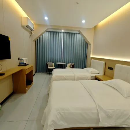 Zeze's Home Homestay (Tongguan Ancient City)