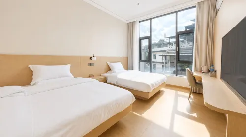 Fuxian Lake Huxiting Homestay (Sunshine Coast) - เปิดใหม่