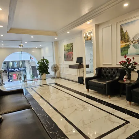Moon Luxury Hotel Отели рядом с достопримечательностью «Центральный Цирк»