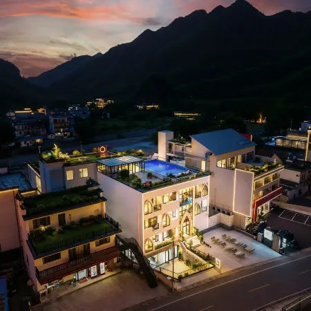 Banman · Luxury Wilderness Villa (Moon Bay Scenic Area, Southern Anhui Sichuan-xizang Line)