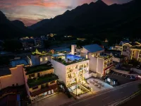 Banman · Luxury Wilderness Villa (Moon Bay Scenic Area, Southern Anhui Sichuan-xizang Line) - Dağ Manzaralı