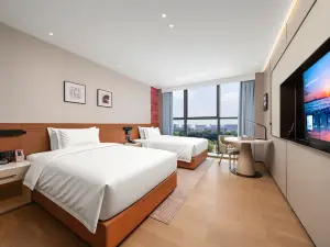 RAMADA BY WYNDHAM