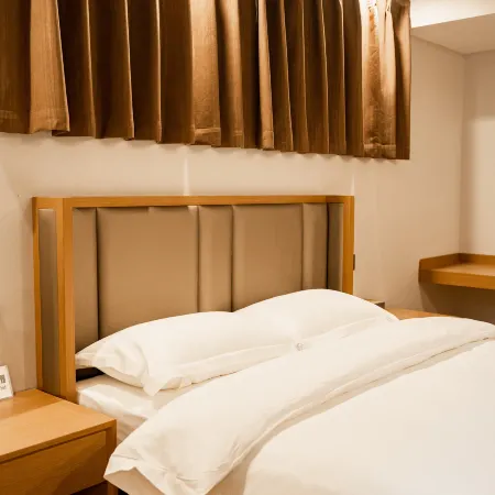 Jinyuan Hotel (Lu'an Gaocheng Wangfu Branch)