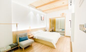 Chunrong·Yuanyeju homestay (fresh and hot mineral spring Sankeng driving test center)