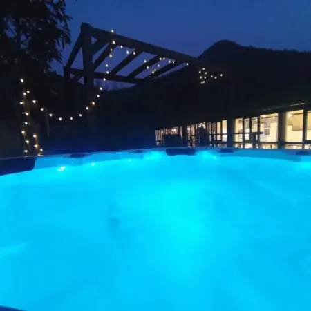 Mogan Lingshang Tea Culture Hot Spring Villa