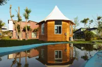 Duku Road Kosmos Garden Campsite Hotel Hotels in Karamay