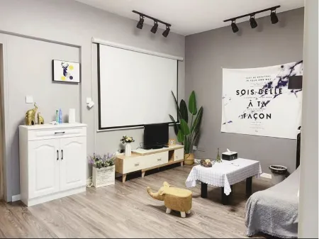 Zhuzhu's Cinema Apartment