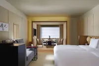 The Ritz-Carlton, Kyoto - Airport Shuttle