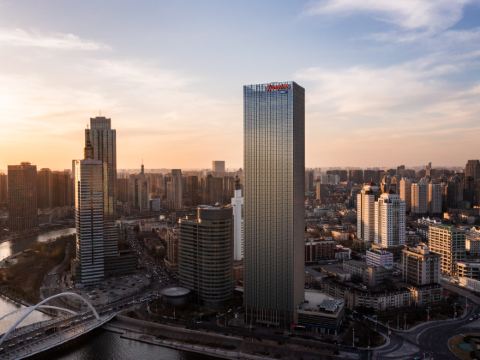 แฮมป์ตัน บาย ฮิลตัน สถานีรถไฟเทียนจิน