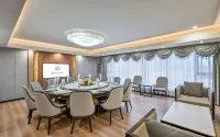 Cele Guorun Hotel Hotels in Qira