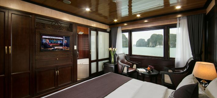 La Regina Royal Cruise Hotels in Tuan Chau