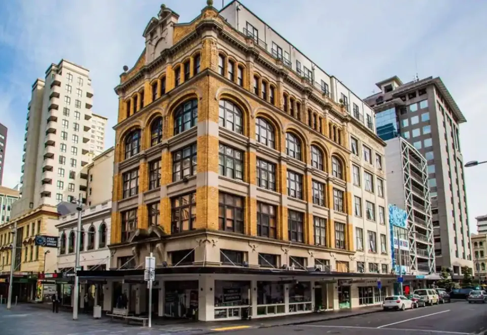 Ponsonby House - Housity