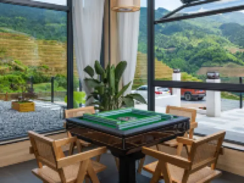 Yunshang Chenxi Wisdom Homestay (Longji Jinkeng Observation Deck) Hotels in Longsheng