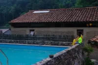 The Road's End - Rooftop Pools