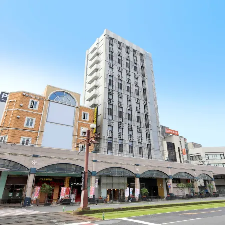 Quintessa Hotel Kagoshima Tenmonkan Relax&Sleep Отели рядом с достопримечательностью «Железнодорожная станция Кагосима»