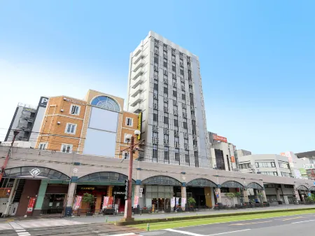 Quintessa Hotel Kagoshima Tenmonkan Relax&Sleep Отели рядом с достопримечательностью «Shiroyama Park Observation Deck»