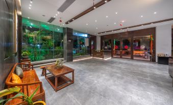 Junzhi Boutique Hotel (Zhanjiang West High-speed Railway Station)