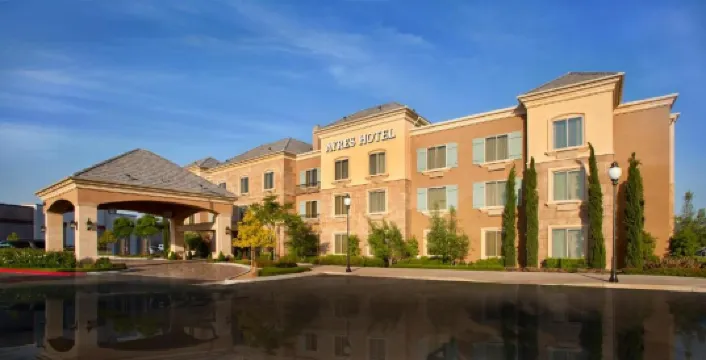 โรงแรม Ayres Hotel Chino Hills – Ontario