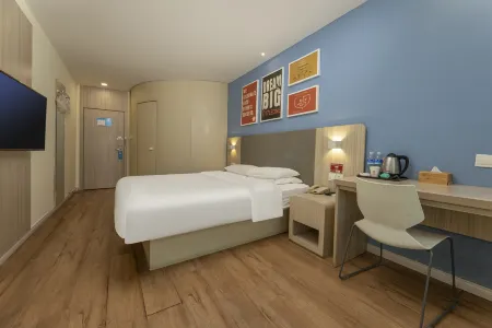 litinghotel Отели рядом с достопримечательностью «Спортивный зал Чжанцзяцзян-Ган»