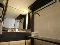 Qingyang Phoenix Hotel Hotels in Qingyang