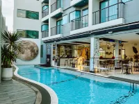โรงแรม ราตรี ภูเก็ต โอลด์ทาวน์ - สระว่ายน้ำส่วนตัว